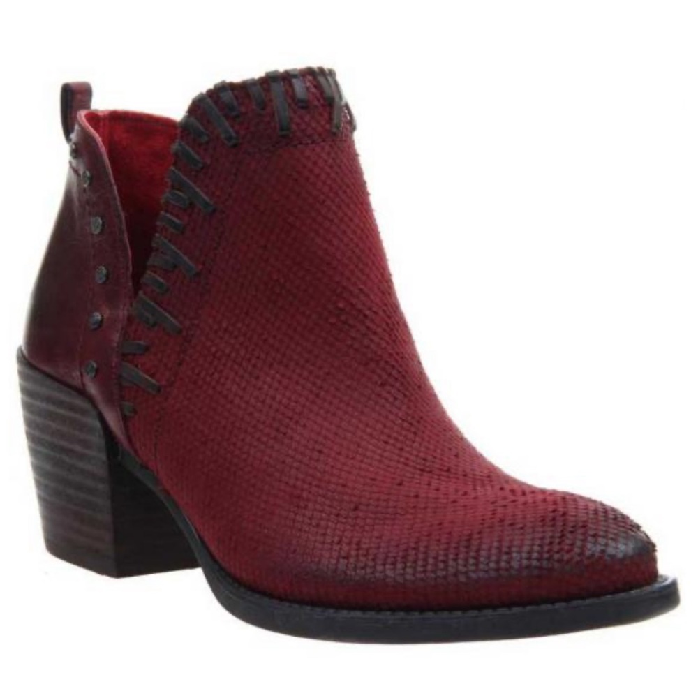 OTBT Santa Fe New Red booties size 8.5